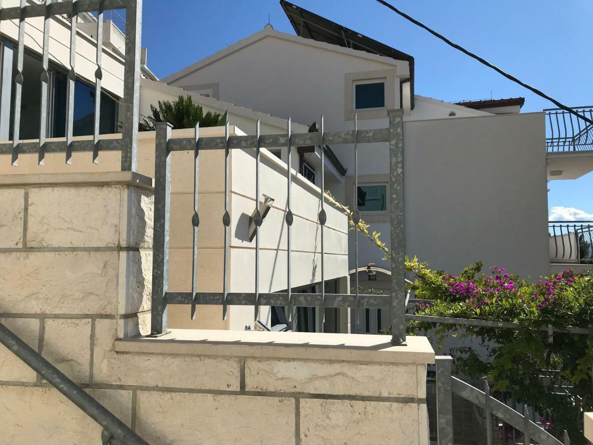 Beach Penthouse Diamond Omiš Exterior foto