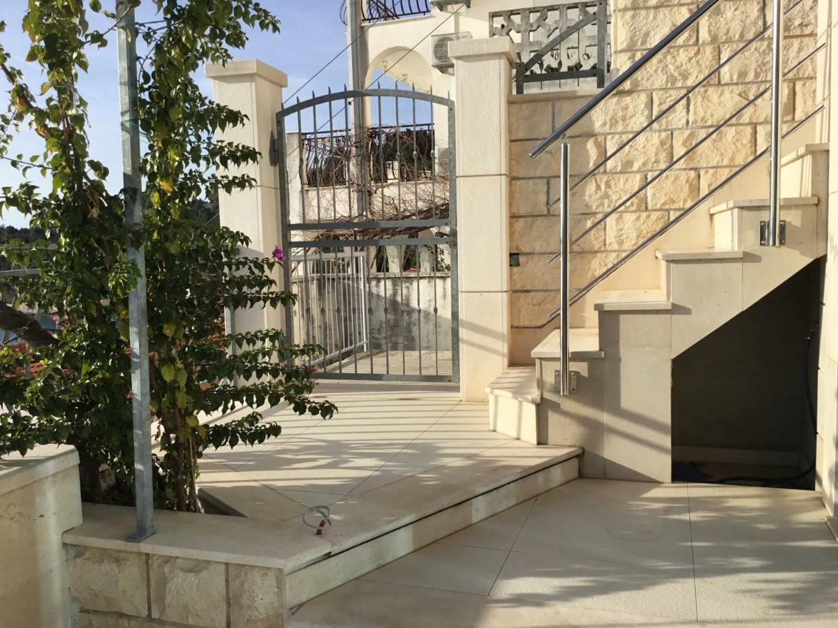 Beach Penthouse Diamond Omiš Exterior foto